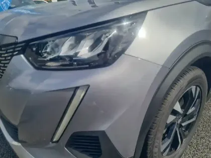 Photo 36 Peugeot 2008  BlueHDi 130 S&S EAT8