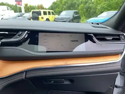 Photo 59 Jeep Grand Cherokee  4xe 2.0 Turbo T4 380 ch PHEV 4x4 BVA8