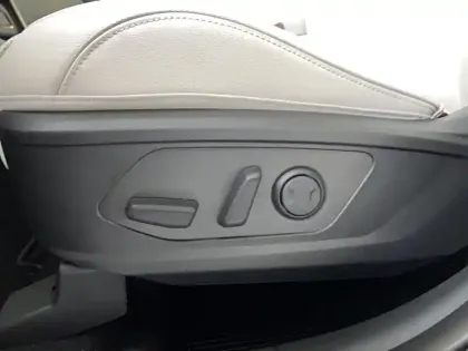 Photo 15 Hyundai Tucson  1.6 T-GDI 215 Hybrid BVA6