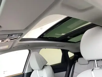 Photo 21 Hyundai Tucson  1.6 T-GDI 215 Hybrid BVA6