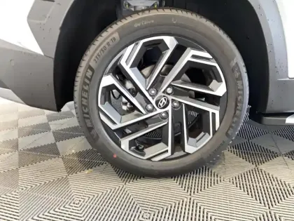 Photo 9 Hyundai Tucson  1.6 T-GDI 215 Hybrid BVA6