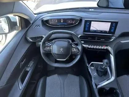 Photo 23 Peugeot 3008 II BlueHDi 130 S&amp;S Allure Pack