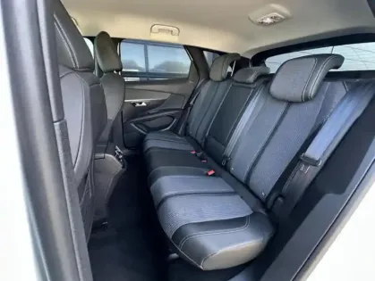 Photo 17 Peugeot 3008 II BlueHDi 130 S&amp;S Allure Pack