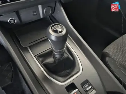 Photo 12 Nissan Qashqai  1.3 Mild Hybrid 140ch Business Edition Camera