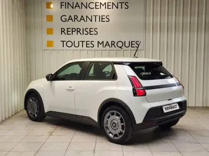 Photo 3 Renault 5 Renault  E-Tech Electrique 120 ch autonomie urbaine