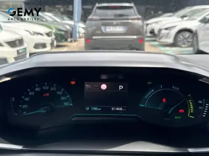 Photo 13 Peugeot 208  ELECTRIQUE 50 KWH 136