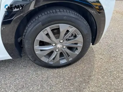 Photo 10 Peugeot 208  ELECTRIQUE 50 KWH 136