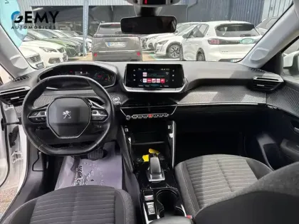 Photo 7 Peugeot 208  ELECTRIQUE 50 KWH 136