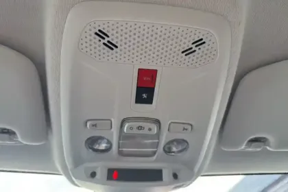 Photo 30 Peugeot 208  Electrique 50 kWh 136ch