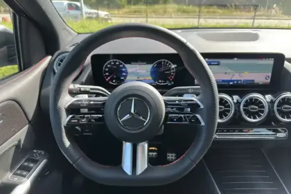 Photo 47 Mercedes Classe B  250 e Hybrid EQ 8G-DCT