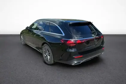 Photo 40 Mercedes Classe E  Break 220 d 9G-Tronic