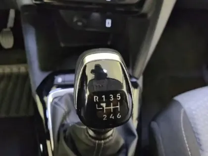 Photo 13 Opel Corsa  1.2 Turbo 100 ch BVM6