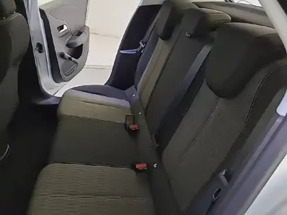 Photo 11 Opel Corsa  Electrique 136 ch & Batterie 50 kWh