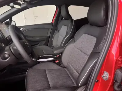 Photo 6 Mitsubishi Colt  1.6 MPI HEV 143