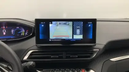 Photo 23 Peugeot 3008  Hybrid 136 e-DCS6 Allure Pack