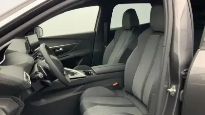 Photo 8 Peugeot 3008  Hybrid 136 e-DCS6 Allure Pack