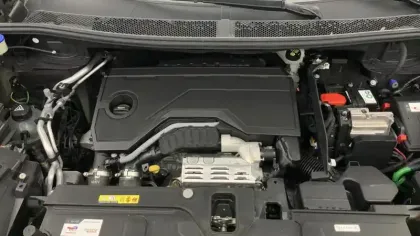 Photo 6 Peugeot 3008  Hybrid 136 e-DCS6 Allure Pack