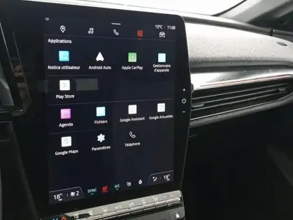 Photo 12 Renault Megane EV60 220 ch super charge Techno