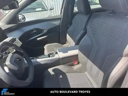 Photo 10 Peugeot 3008  1.2 Hybrid 136ch Allure e-DCS6