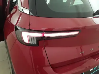 Photo 16 Opel Mokka  Electrique 136 ch & Batterie 50 kWh