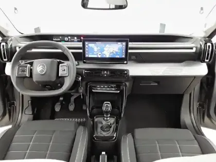 Photo 27 Peugeot 308  Electrique 54 kWh 156ch