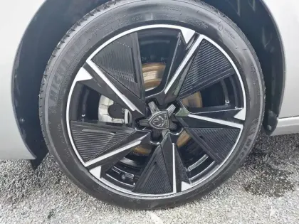 Photo 55 Peugeot 308  Electrique 54 kWh 156ch