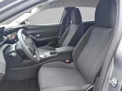 Photo 83 Peugeot 308  Electrique 54 kWh 156ch