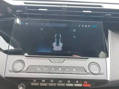 Photo 67 Peugeot 308  Electrique 54 kWh 156ch