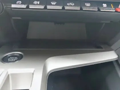 Photo 72 Peugeot 308  Electrique 54 kWh 156ch