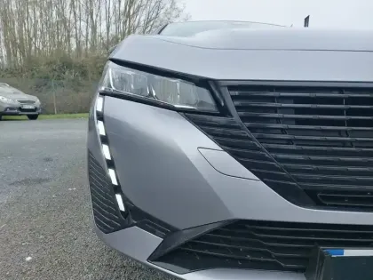 Photo 88 Peugeot 308  Electrique 54 kWh 156ch