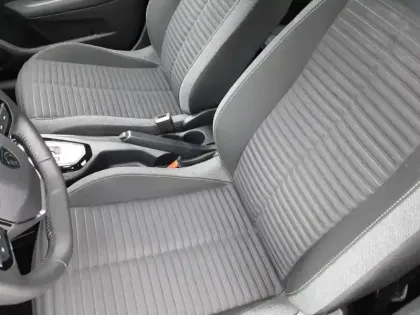 Photo 10 Peugeot 208  Hybrid 100 e-DCS6