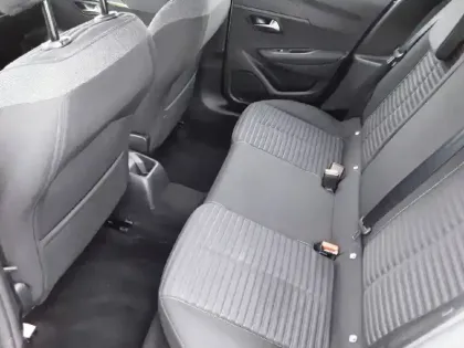 Photo 11 Peugeot 208  Hybrid 100 e-DCS6