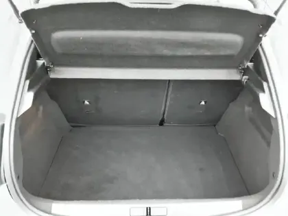 Photo 5 Peugeot 208  Hybrid 100 e-DCS6