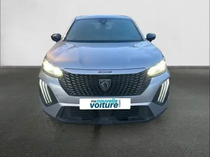 Photo 21 Peugeot 2008  Hybrid 145 e-DCS6