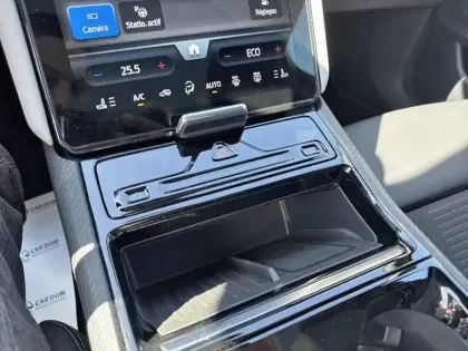 Photo 25 Ford Explorer  AWD Extended Range 79 kWh 340 ch