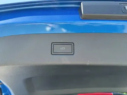 Photo 15 Ford Explorer  AWD Extended Range 79 kWh 340 ch