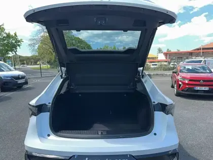 Photo 25 Renault Rafale  E-Tech full hybrid 200