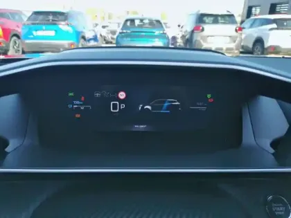 Photo 32 Peugeot 2008  Hybrid 145 e-DCS6