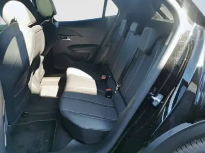 Photo 34 Peugeot 2008  Hybrid 145 e-DCS6