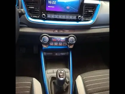 Photo 21 Kia Stonic  1.0 T-GDi 100 ch BVM6