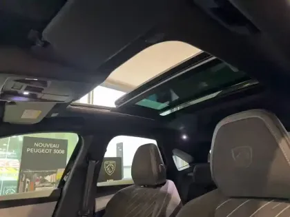 Photo 9 Peugeot 3008  Electrique 73 kWh 210 ch