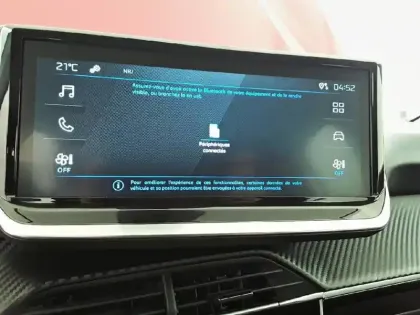 Photo 14 Peugeot 208  Hybrid 100 e-DCS6