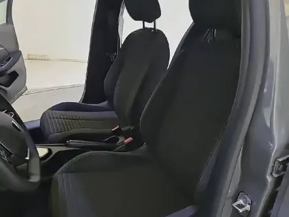 Photo 10 Peugeot 208  Hybrid 100 e-DCS6