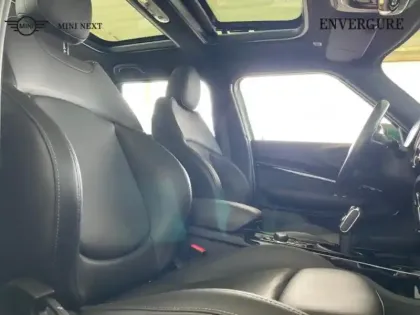 Photo 8 Mini Clubman  One 102ch Knightsbridge BVA7 5cv