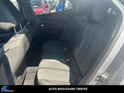 Photo 11 Peugeot 2008  1.2 PureTech 130ch S&S Allure EAT8