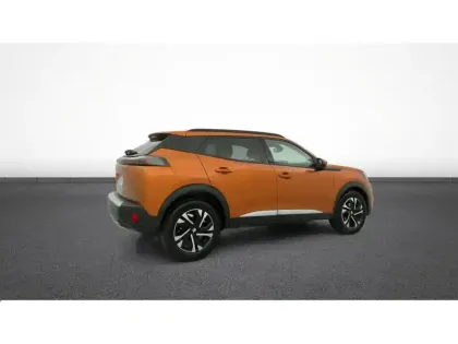 Photo 8 Peugeot 2008  PureTech 130 S&S EAT8