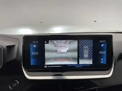 Photo 27 Peugeot 2008  PureTech 130 S&S EAT8