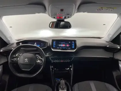 Photo 23 Peugeot 2008  PureTech 130 S&S EAT8