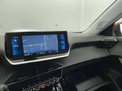 Photo 25 Peugeot 2008  PureTech 130 S&S EAT8