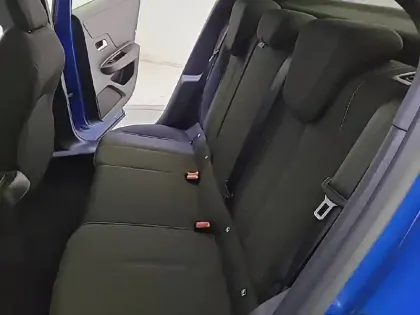 Photo 11 Opel Mokka  Electrique 136 ch & Batterie 50 kWh